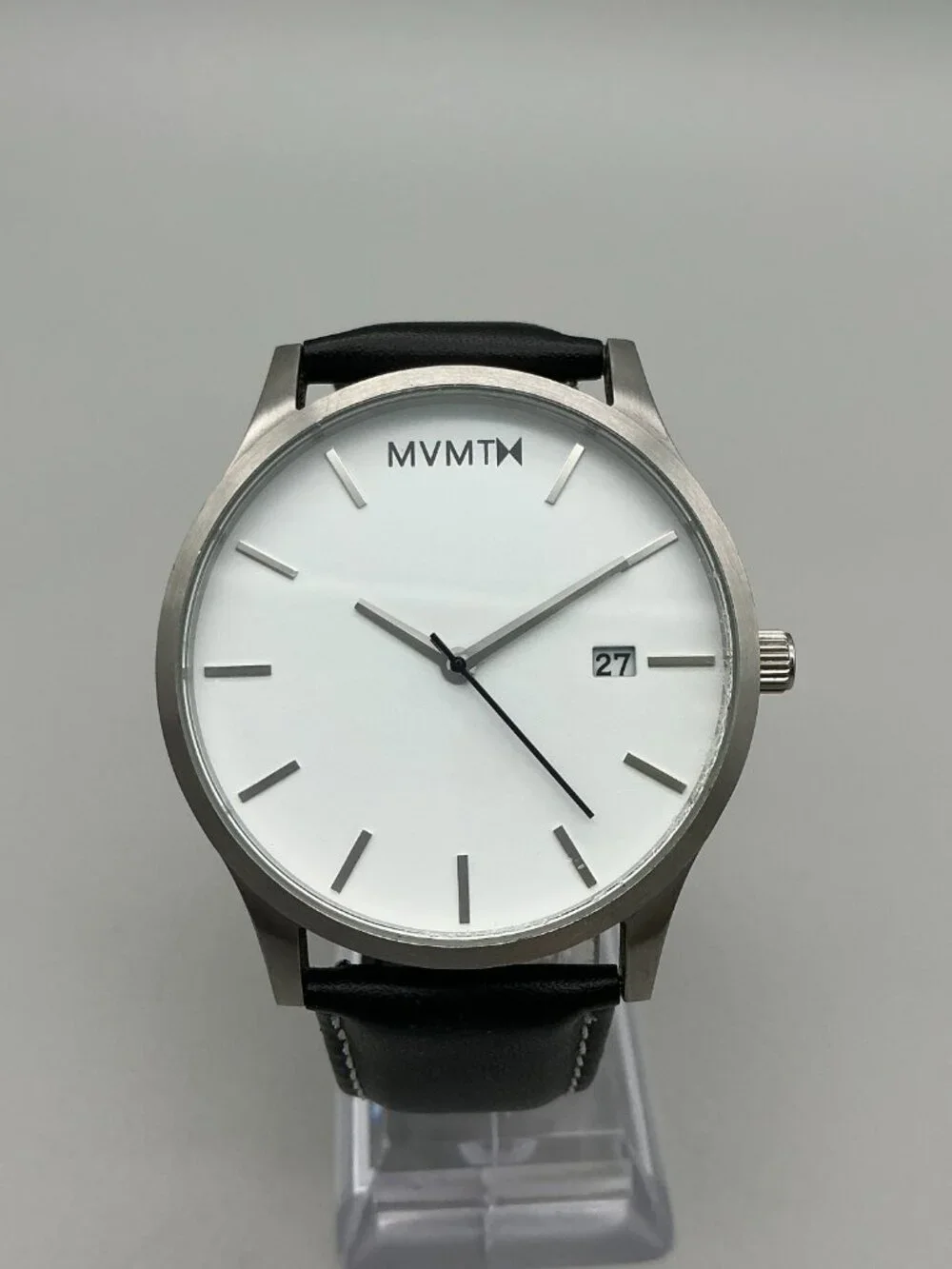 MVMT Classic Men Watch 45mm Stainless White Dial Black Leather New Battery
